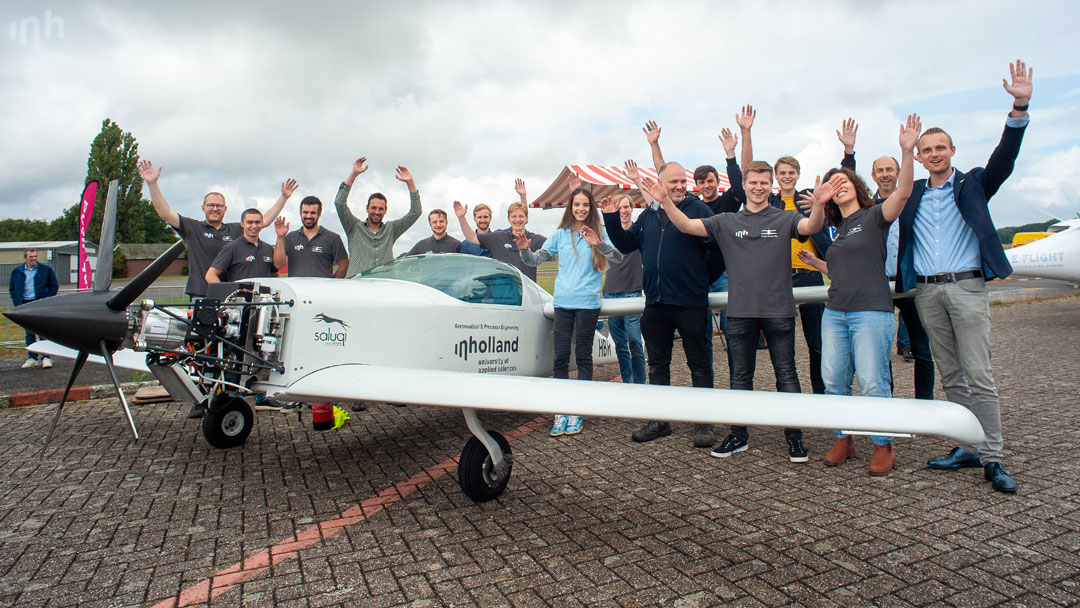 project electric dragonfly inholland saluqi arnold koetje mark ommert antoine gerritse NAG Aerospace sustainable aviation zero emission free composites JP Avionics Teuge Airport EFlight Academy